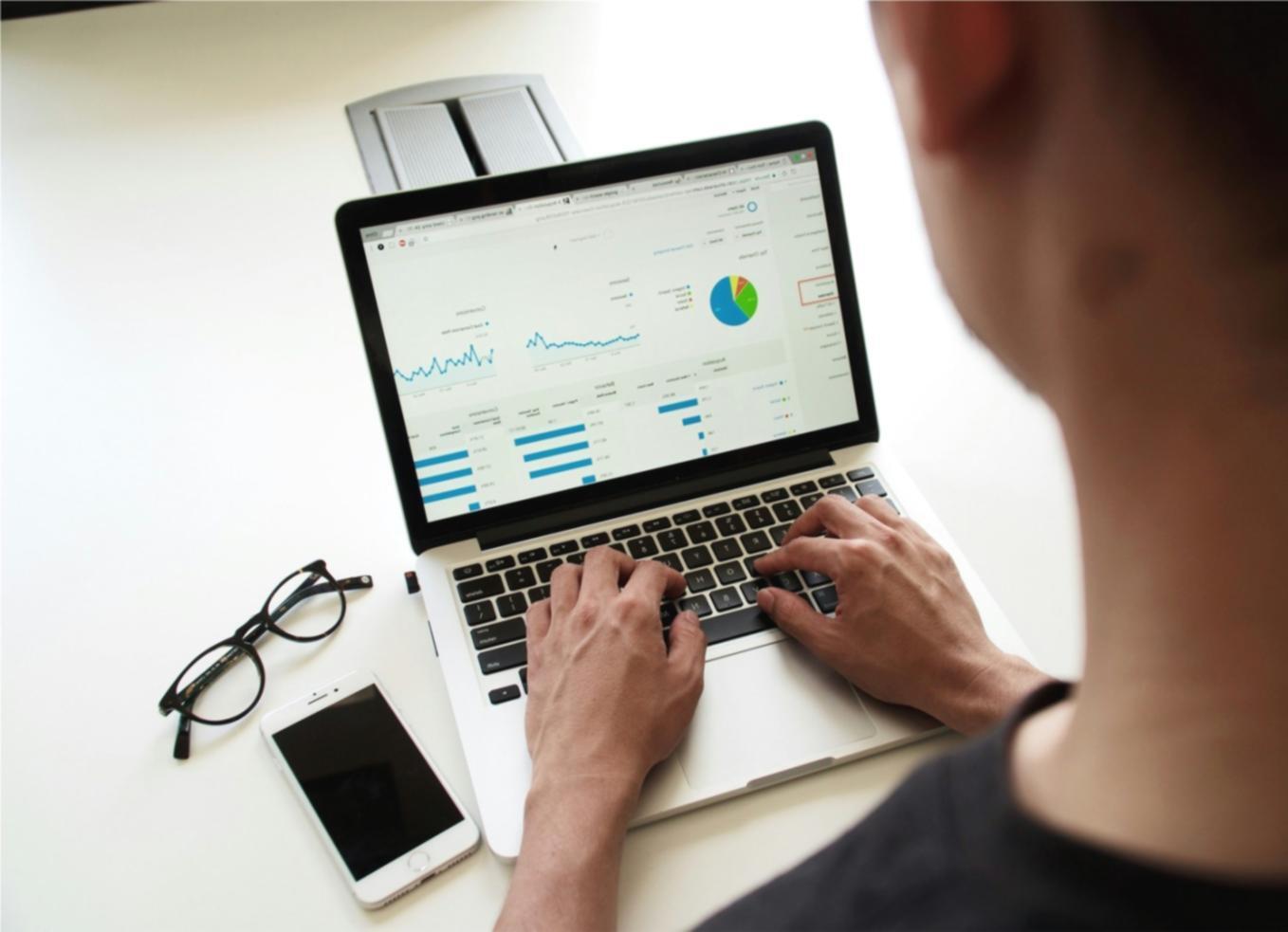 Mobile application deployment review